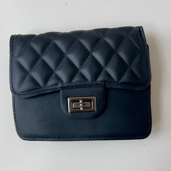 Handbags - Black Quilted Women's Bag
